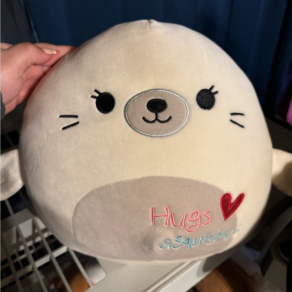 Seal squishmallow 10inch no tag